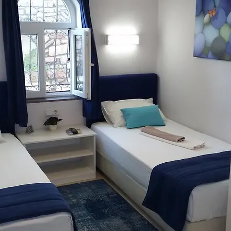 Albatros Hotel